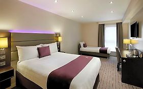 Premier Inn Leeds / Bradford Airport